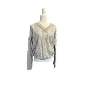 VINTAGE BETTY BLUE Open Knit Crochet Sweater in Sz Medium in Light Gray